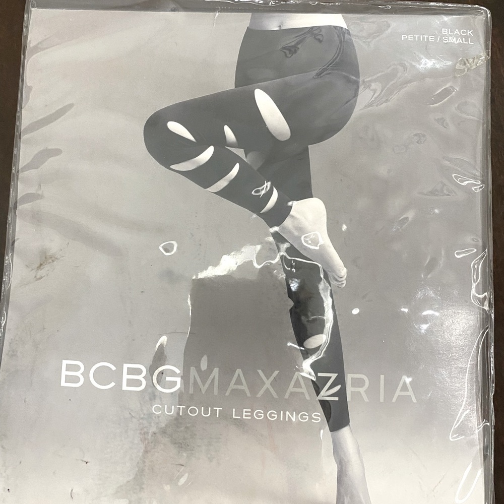 BCBG cut out legging